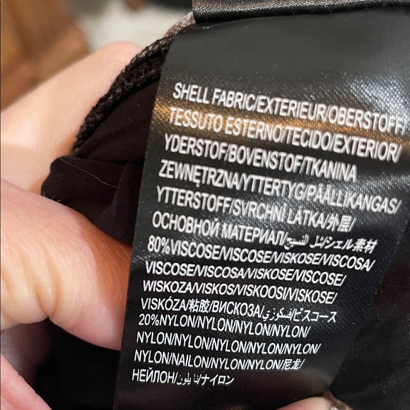 Farm Rio Macaw Garden Velvet Pants - Picture 8 of 8